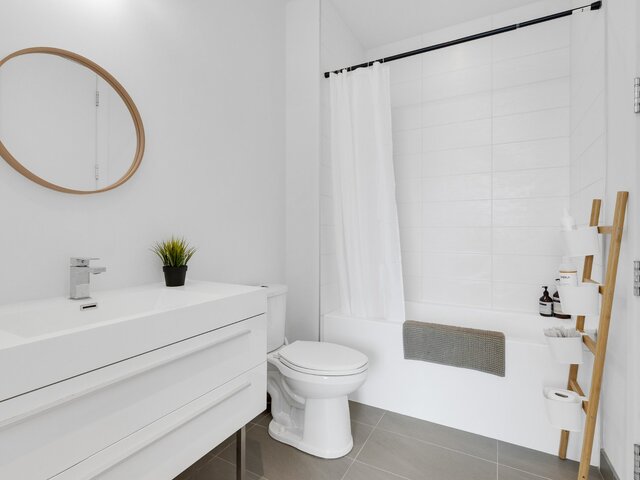 Ensuite bathroom