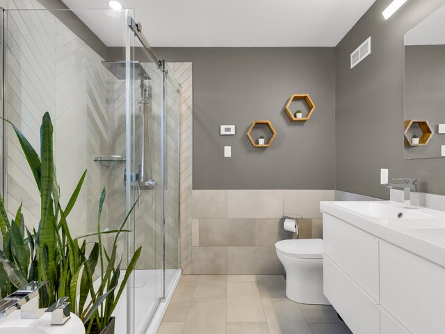 Salle de bains attenante à la CCP