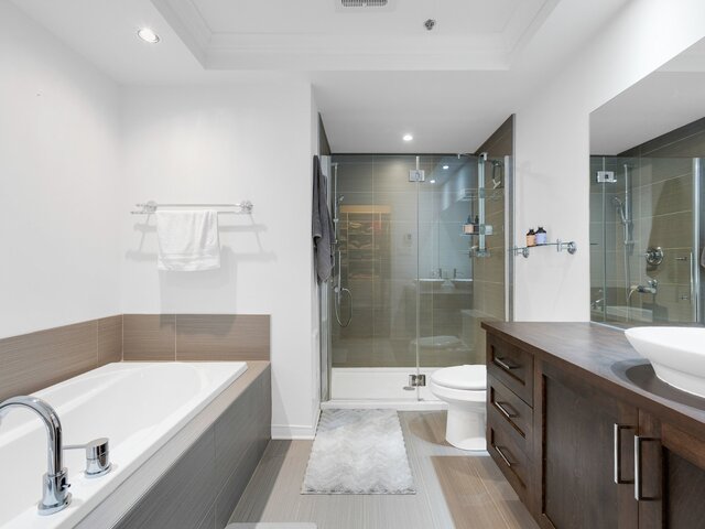 Salle de bains attenante à la CCP