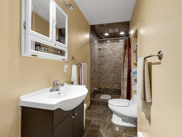 Salle de bains attenante à la CCP